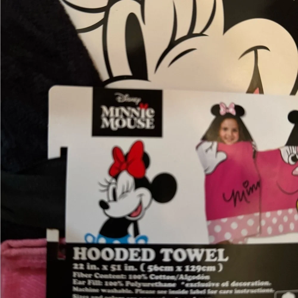 Disney Minnie Mouse Hooded Bath Towel
